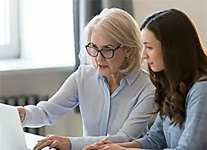 Mentor-woman talked to a newer-woman in the Network
