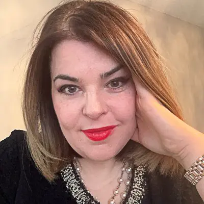 Stella-Ladizhinsky-mentor-portrait